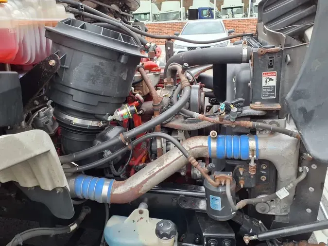 2020 FREIGHTLINER/MERCEDES M2 106fefdf76205c51830517eb838b221e12b