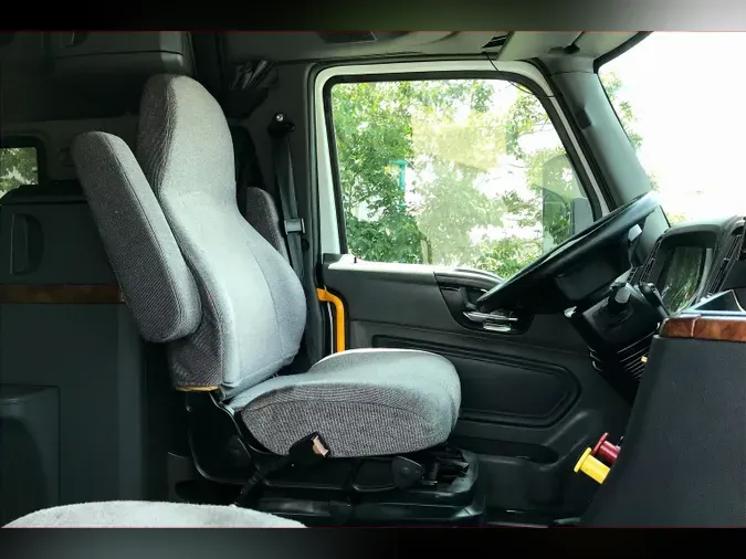 2021 INT LT625 6x4