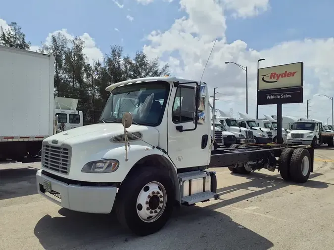 2020 FREIGHTLINER/MERCEDES M2 106ff03e8f81fac009dca0e1eefbd2701cf