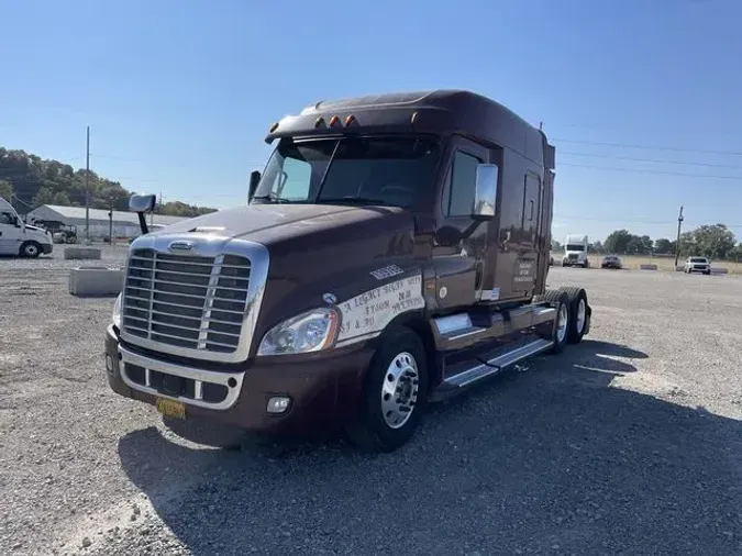 2016 Freightliner Cascadiaff04473f44e3c336811eadf4e0338359