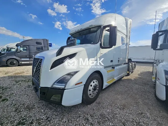 2022 VOLVO VNL64T740ff07342ba4ad89c0b22b0650d982db12
