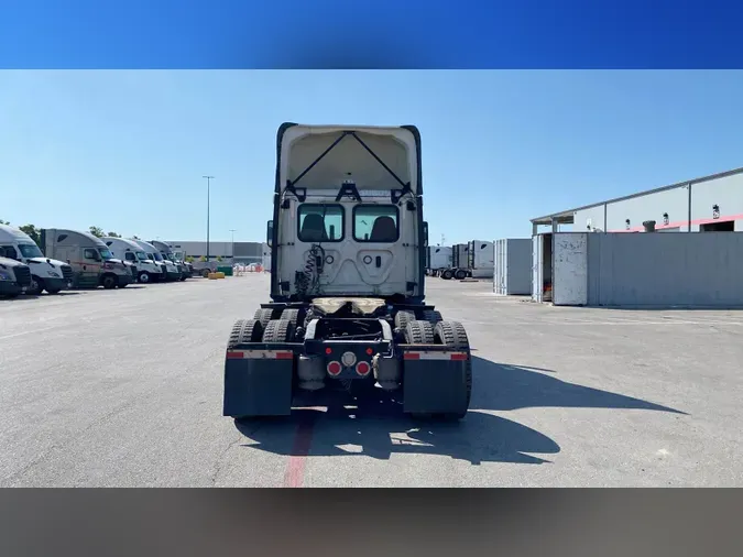 2020 Freightliner Cascadia 126ff16fe7ba04905ec13c087ff47d57997