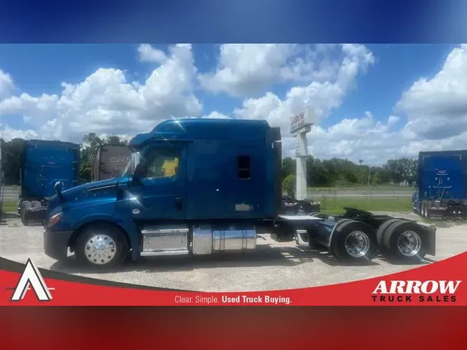 2019 FREIGHTLINER CA126