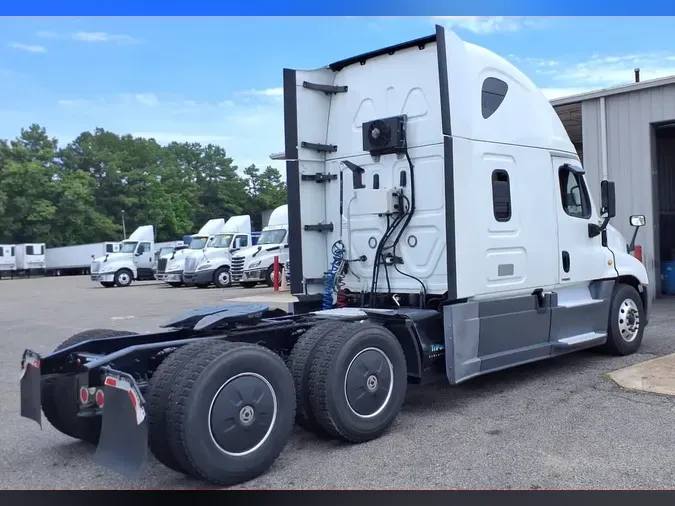 2020 FREIGHTLINER/MERCEDES CASCADIA 125ff20cae7a25368af4f70300b400834db