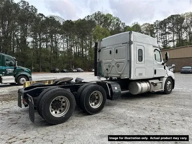 2019 FREIGHTLINER CA126