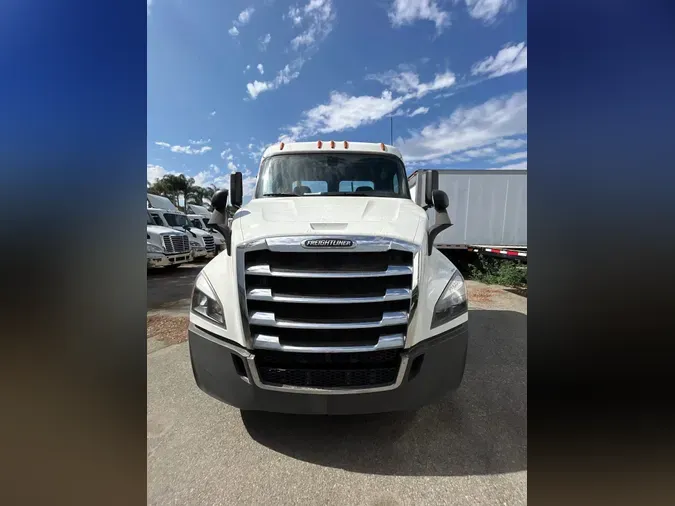 2019 FREIGHTLINER/MERCEDES NEW CASCADIA 116