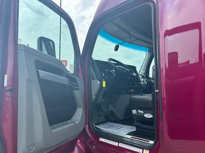 2022 Kenworth T680