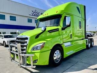 2023 Freightliner Cascadia 126