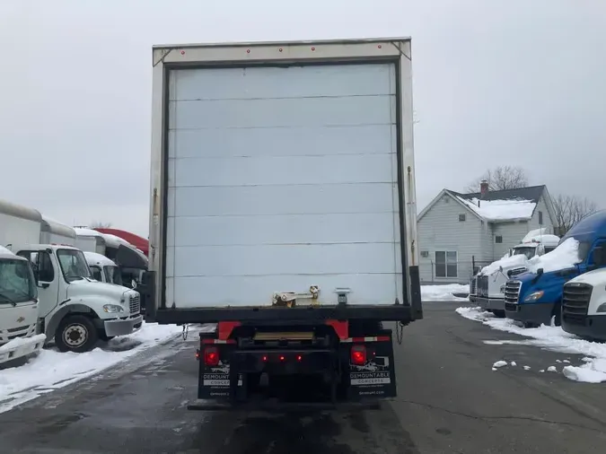 2020 FREIGHTLINER/MERCEDES M2 106