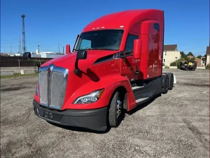2022 Kenworth T680