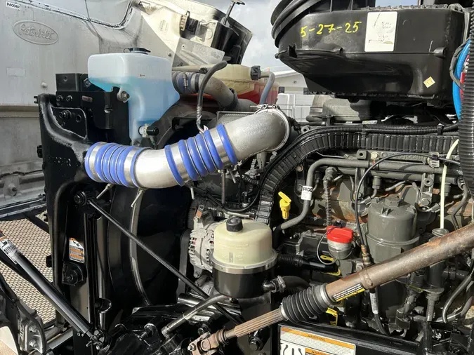 2021 Peterbilt 567