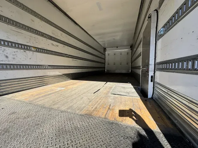 2020 Peterbilt 337