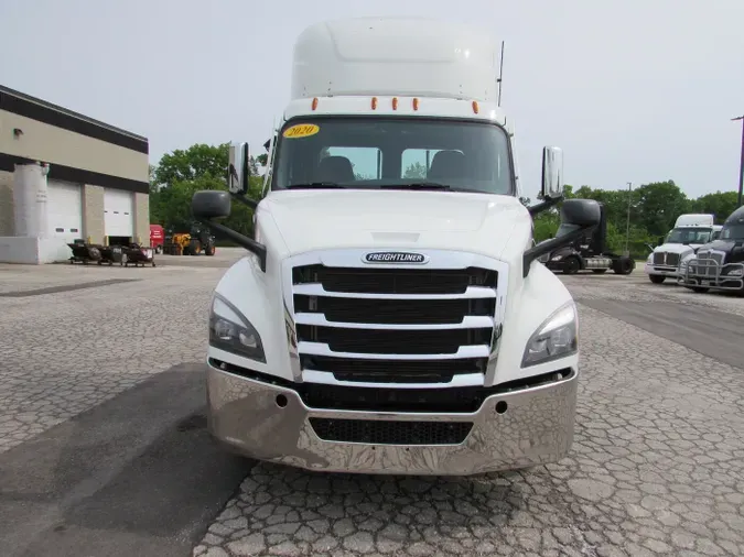 2020 Freightliner Cascadia