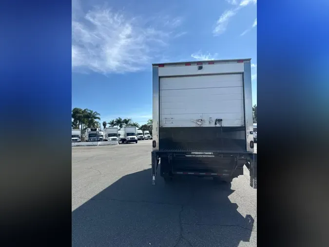 2019 FREIGHTLINER/MERCEDES M2 106