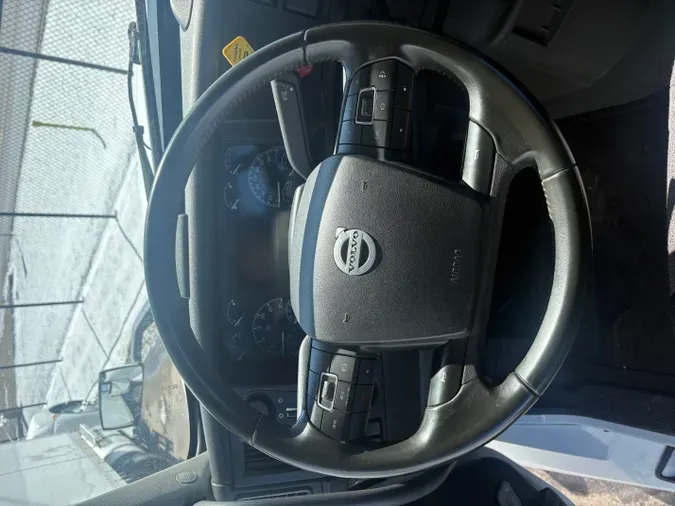2020 VOLVO TRUCK VNL64T300ff30337b6d23c354a150ba09b2091b6f