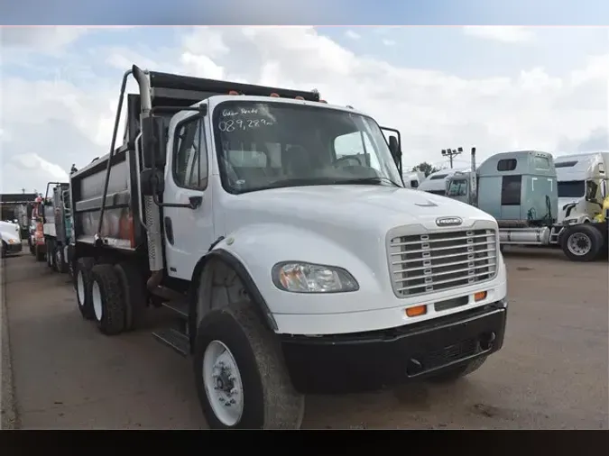 2008 FREIGHTLINER BUSINESS CLASS M2 106