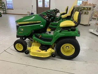 2022 John Deere X570