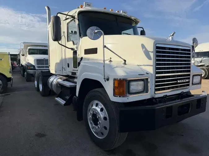 2016 MACK PINNACLE CHU613ff450ed8a0a49dec472ca0650a1e8f9e