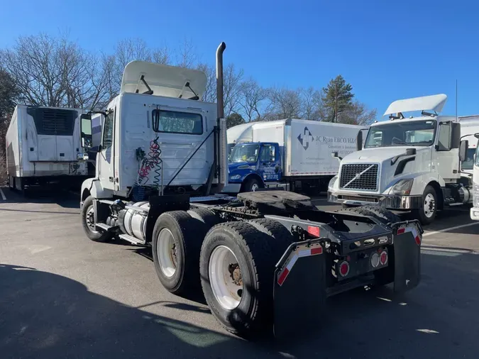 2016 VOLVO VNL64TRACTOR