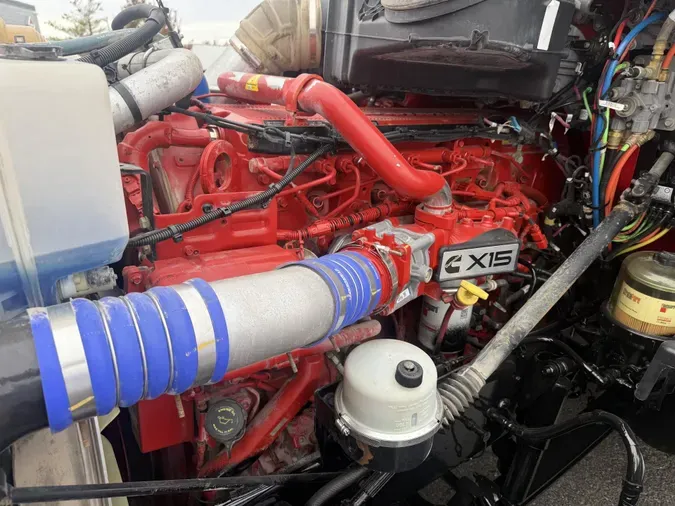 2021 Peterbilt 579ff4982a3d878006f8b57136d78fcd3a5