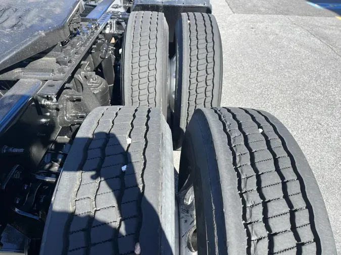 2022 International LT625