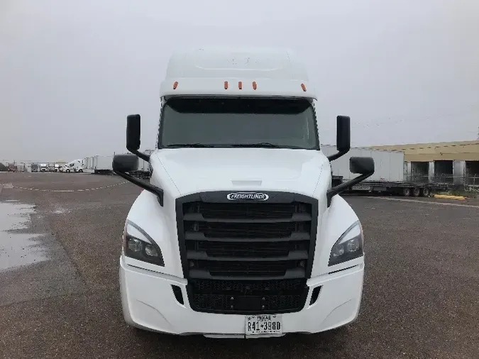 2019 Freightliner T12664ST