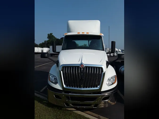 2019 NAVISTAR INTERNATIONAL LT625 DAYCAB T/A