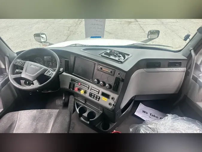 2021 Freightliner Cascadia