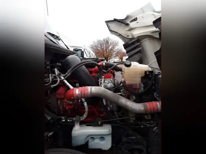 2020 NAVISTAR INTERNATIONAL LT625 SLPR CAB