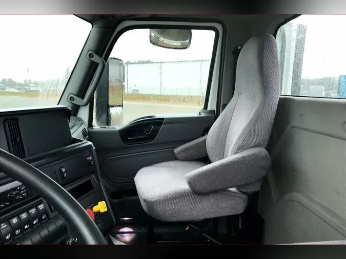 2021 INT LT625 6x4ff62331acd751109cafe78ef2d017b8b