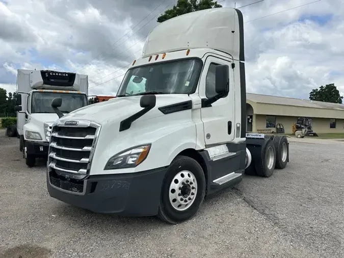 2019 FREIGHTLINER CASCADIA 126ff64399705ba4488344c542a99fbc9ba