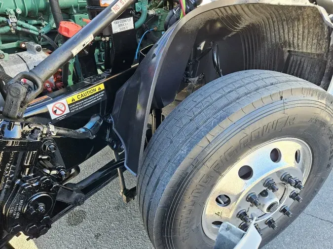 2021 VOLVO VNL64T860ff680574a219e861427774a808418842