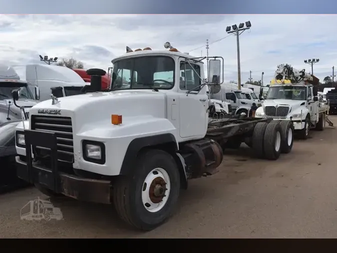 2003 MACK RD688Sff69326e579a424e2df3a5f00f8a08cf