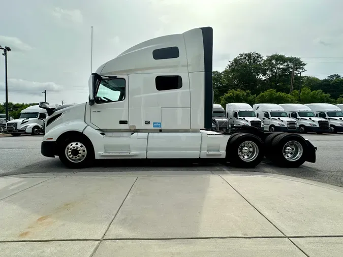 2024 Volvo VNL64T760