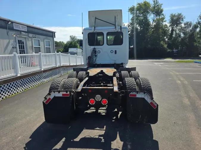 2019 FREIGHTLINER/MERCEDES CASCADIA 125