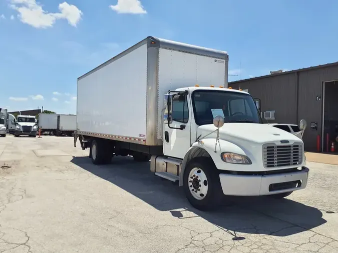 2018 FREIGHTLINER M2 106