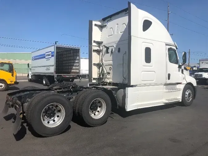 2020 Freightliner T12664ST