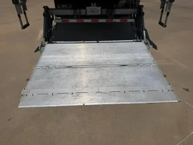 2024 Kenworth T280