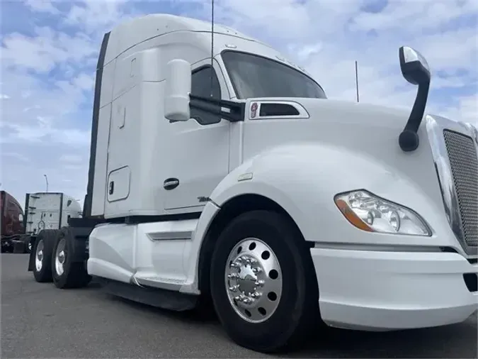 2018 KENWORTH T680