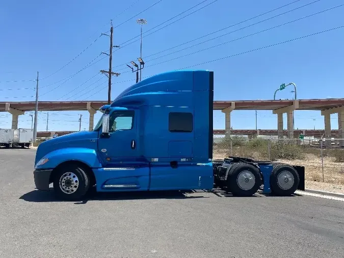 2018 International LT625