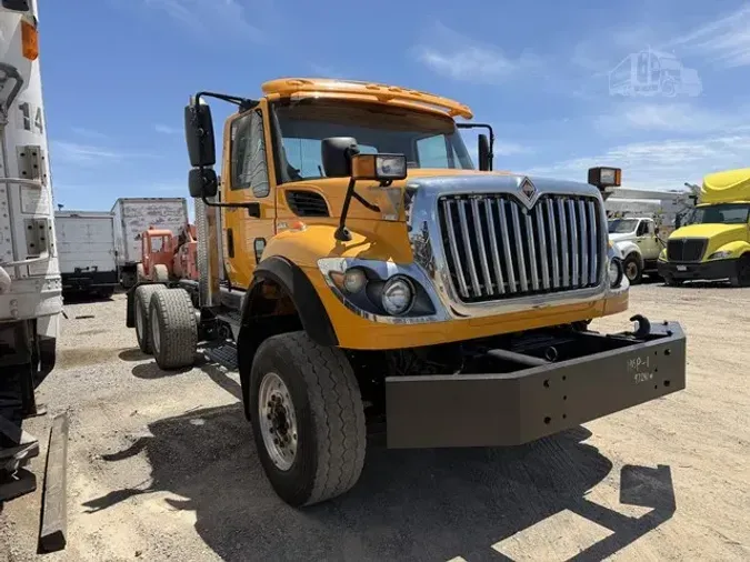 2011 INTERNATIONAL WORKSTAR 7600