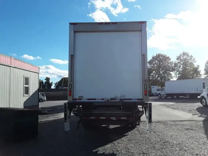 2018 FREIGHTLINER/MERCEDES M2 106