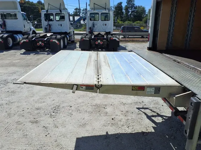 2020 FREIGHTLINER M2 106