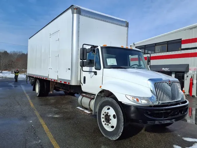 2019 NAVISTAR INTERNATIONAL 4300
