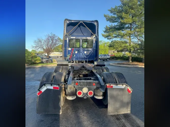 2020 FREIGHTLINER CASCADIA 125