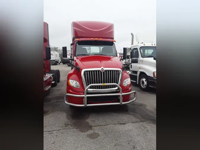 2020 NAVISTAR INTERNATIONAL LT625 DAYCAB T/A