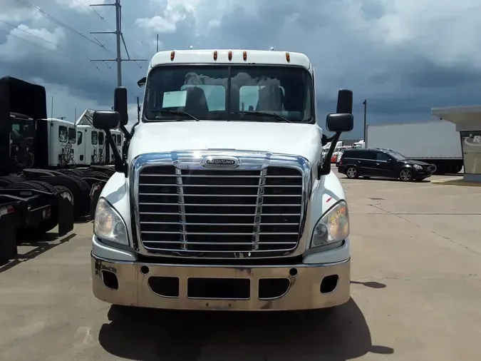 2016 FREIGHTLINER CASCADIA 125