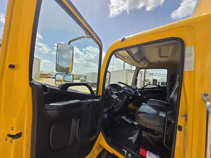 2020 Hino 268A