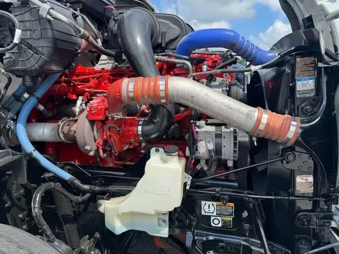 2022 Peterbilt 579ff8fca074687696b36b1eccf9c6738d3
