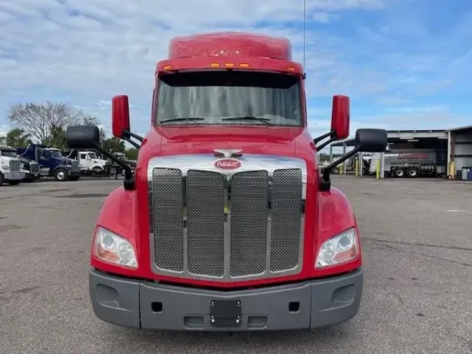 2021 Peterbilt 579